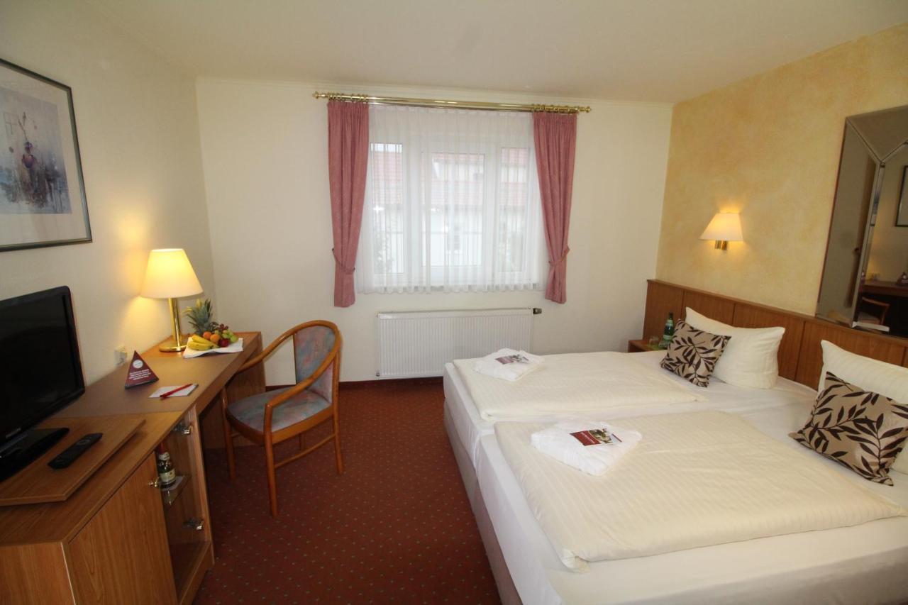 ארפורט Hotel Weisser Schwan מראה חיצוני תמונה