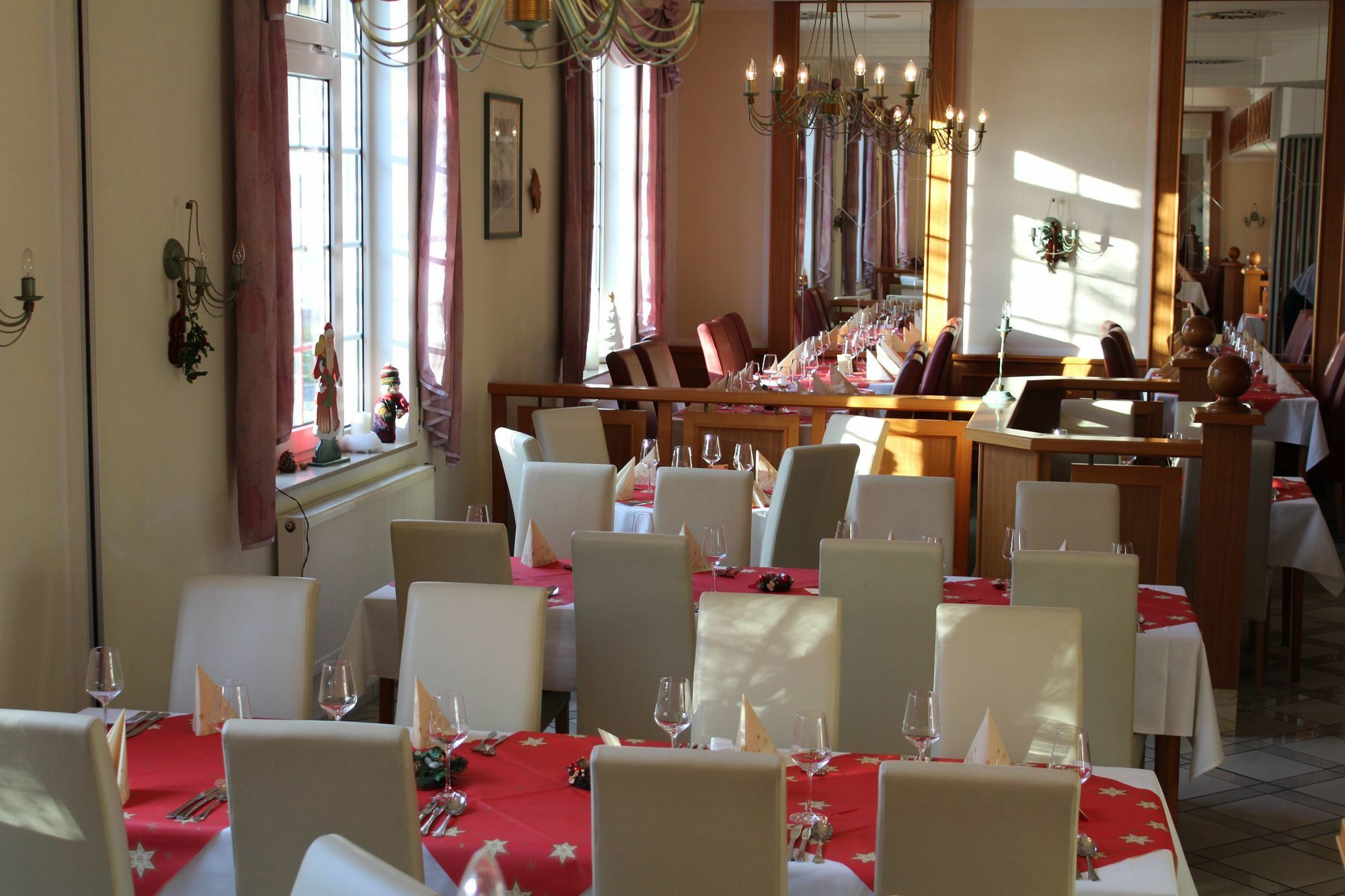 ארפורט Hotel Weisser Schwan מראה חיצוני תמונה